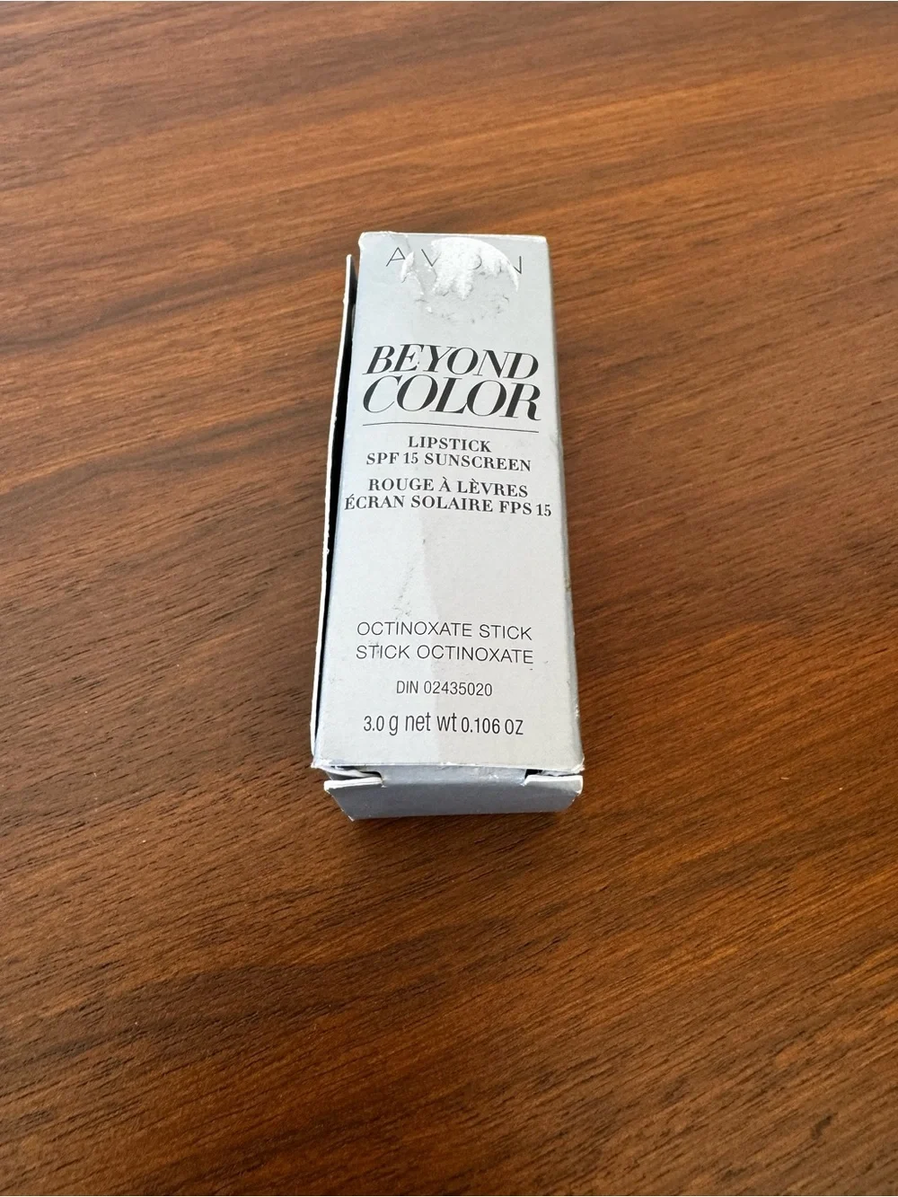 Avon Beyond Color Lipstick - shocking pink